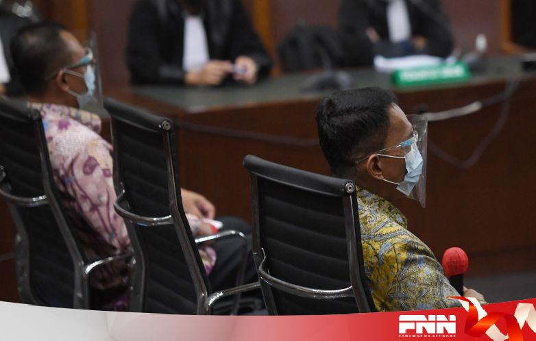 Majelis Hakim Tunda Pembacaan Vonis Dua Mantan Pejabat Ditjen Pajak